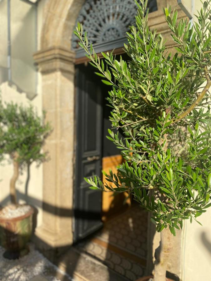 Le Jardin Hotel Aspiran Eksteriør billede