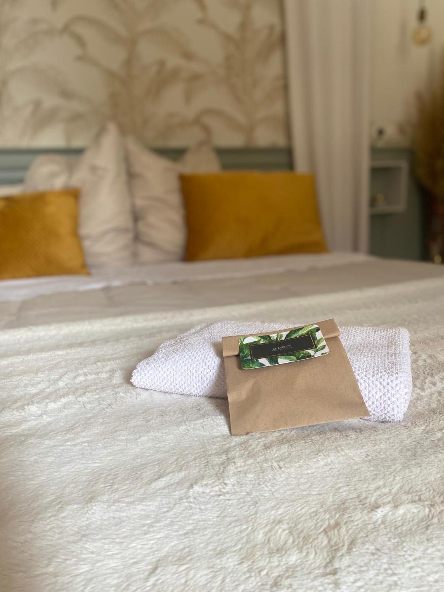 Le Jardin Hotel Aspiran Eksteriør billede