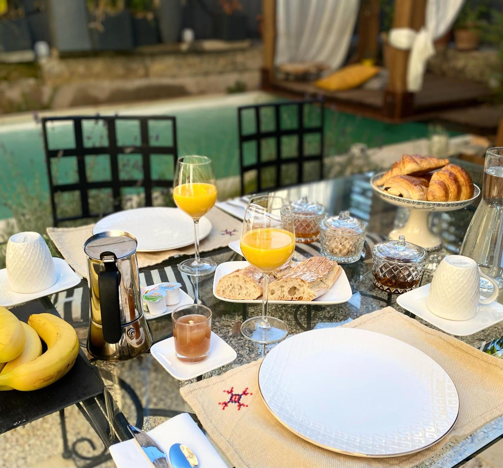 Le Jardin Hotel Aspiran Eksteriør billede